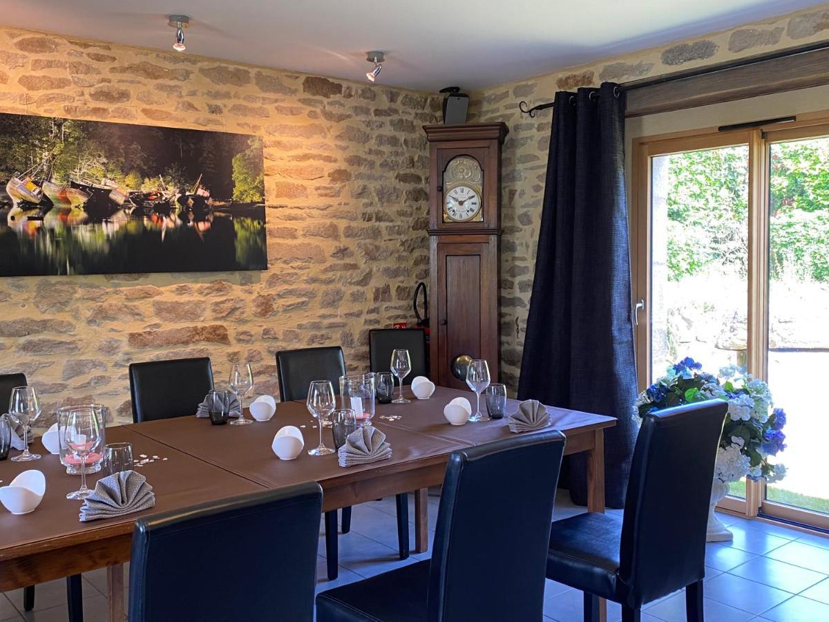 Hotel - Restaurant L'Hortensia Noyalo 외부 사진