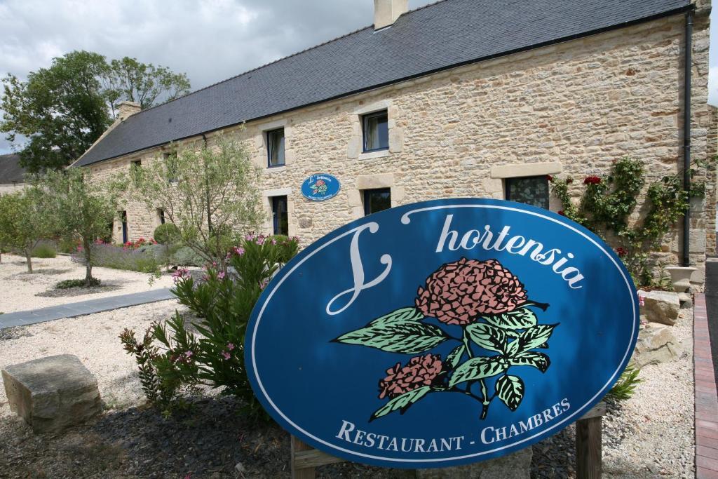 Hotel - Restaurant L'Hortensia Noyalo 외부 사진